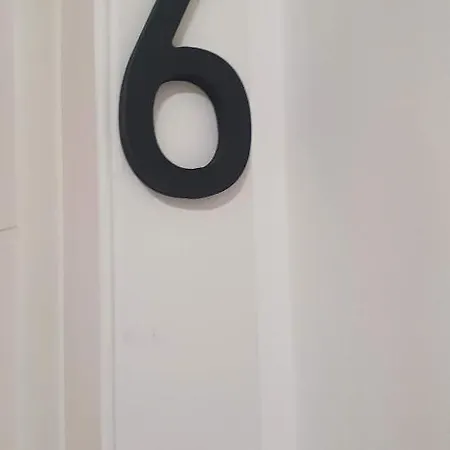 Dimora Beluga - Centro 3*