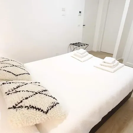 Pensjonat Dimora Beluga - Centro 3*