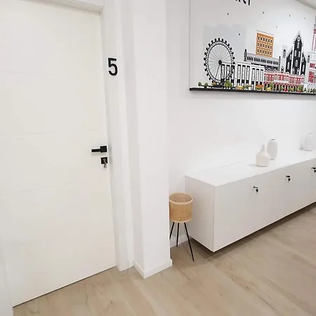 Dimora Beluga - Centro Pensionat Bari