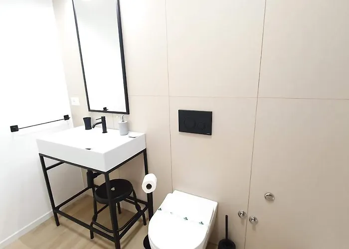 בית הארחה Dimora Beluga - Centro 3*