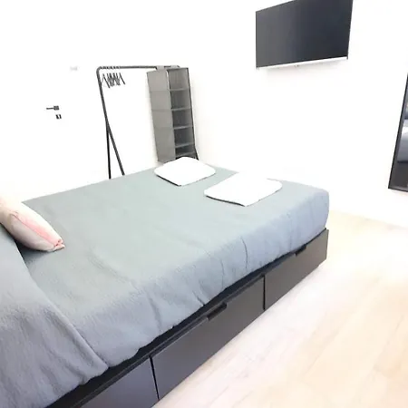 Dimora Beluga - Centro Pensiune 3*